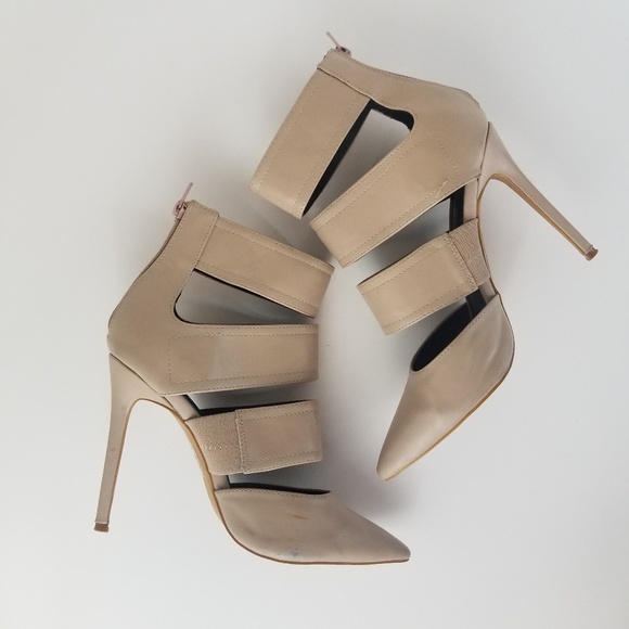 SOLD 💫 Shoe Republic LA Nude High Heels 9 - Picture 2 of 8